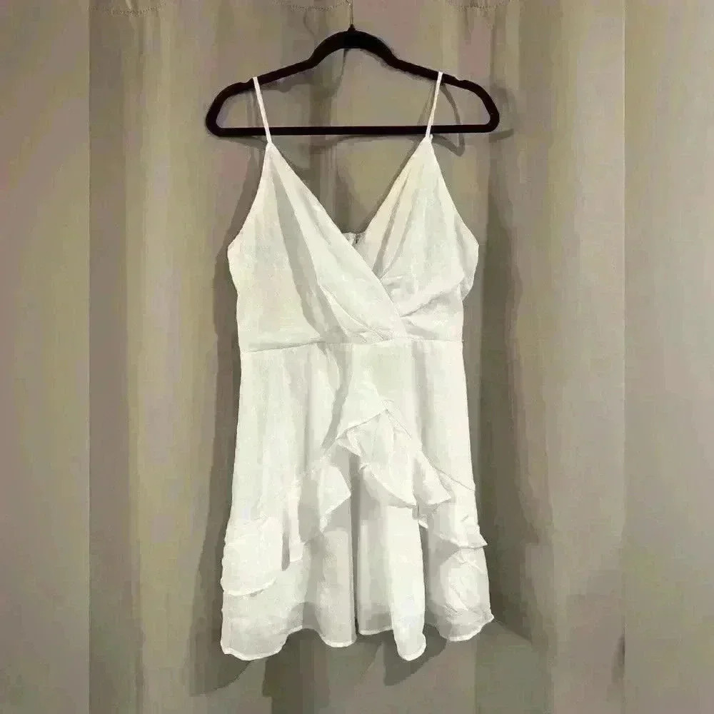 Women’s White V-Neck Trixxi Dress